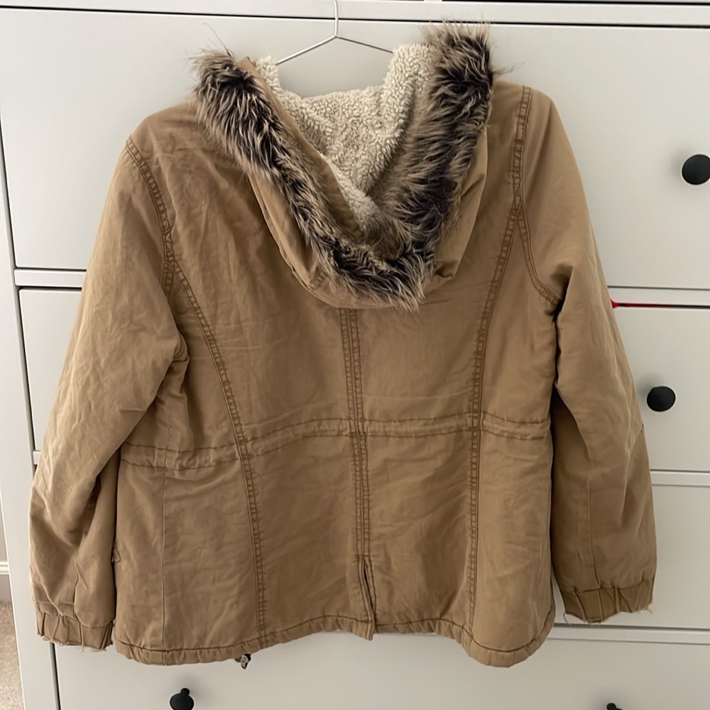 Cute fall jacket - Picture 2 of 2
